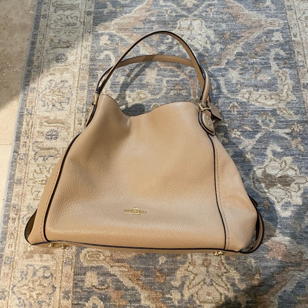 Coach Edie Bag Pebbled Leather Like New